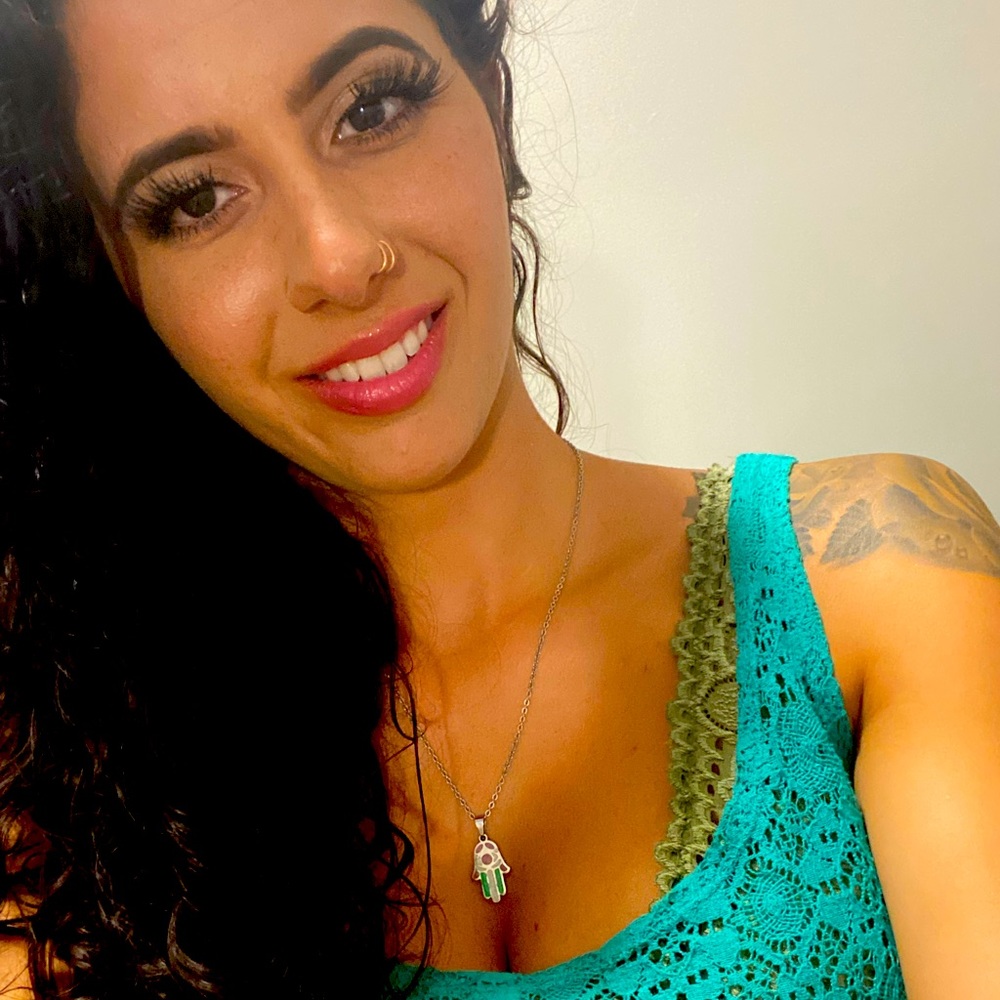 Meet your Posher, Rachel